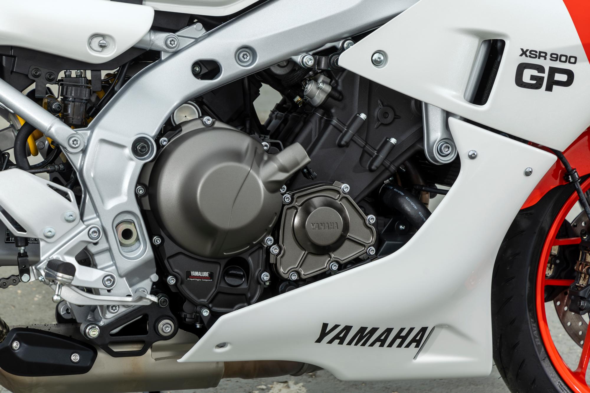 BMG-283R0-A0-00-Lower-Fairing-XSR900GP-Static-001
