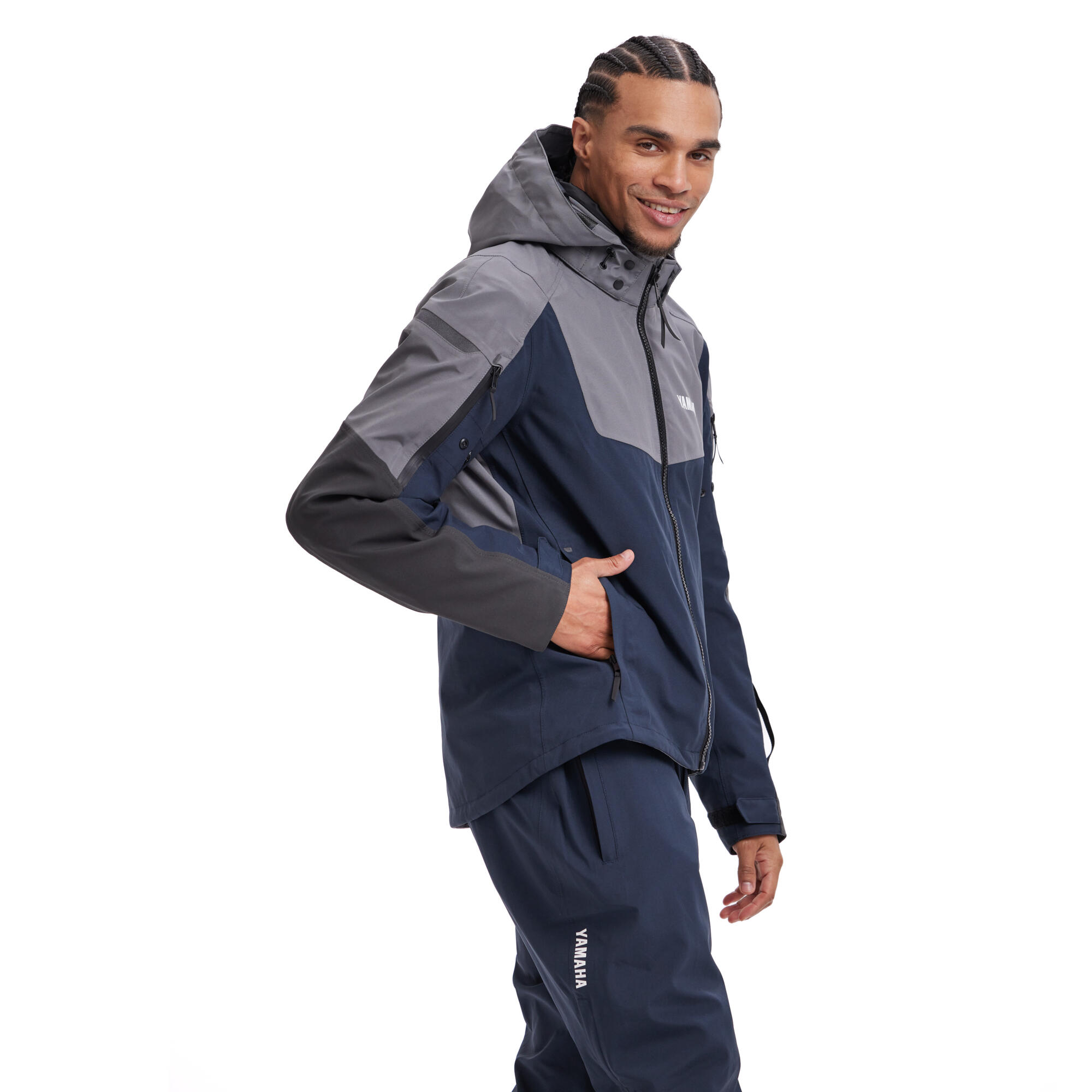 A25-SCJ01-F3-0L-Scooter-jacket-men-Studio-002