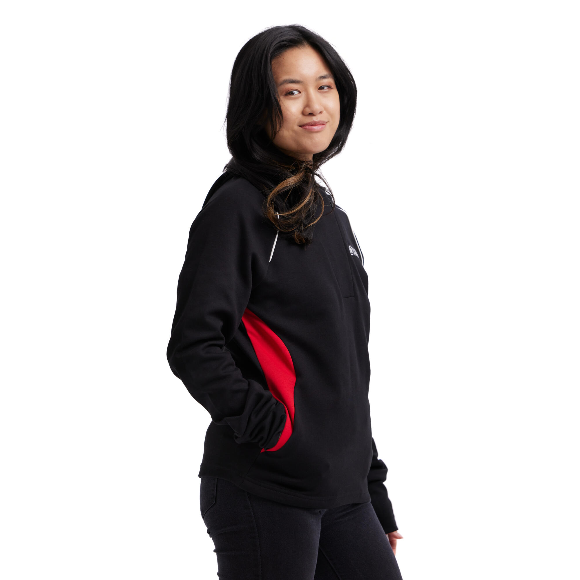 B25-RV210-B7-0M-Revs-pulse-women-sweater-Studio-002