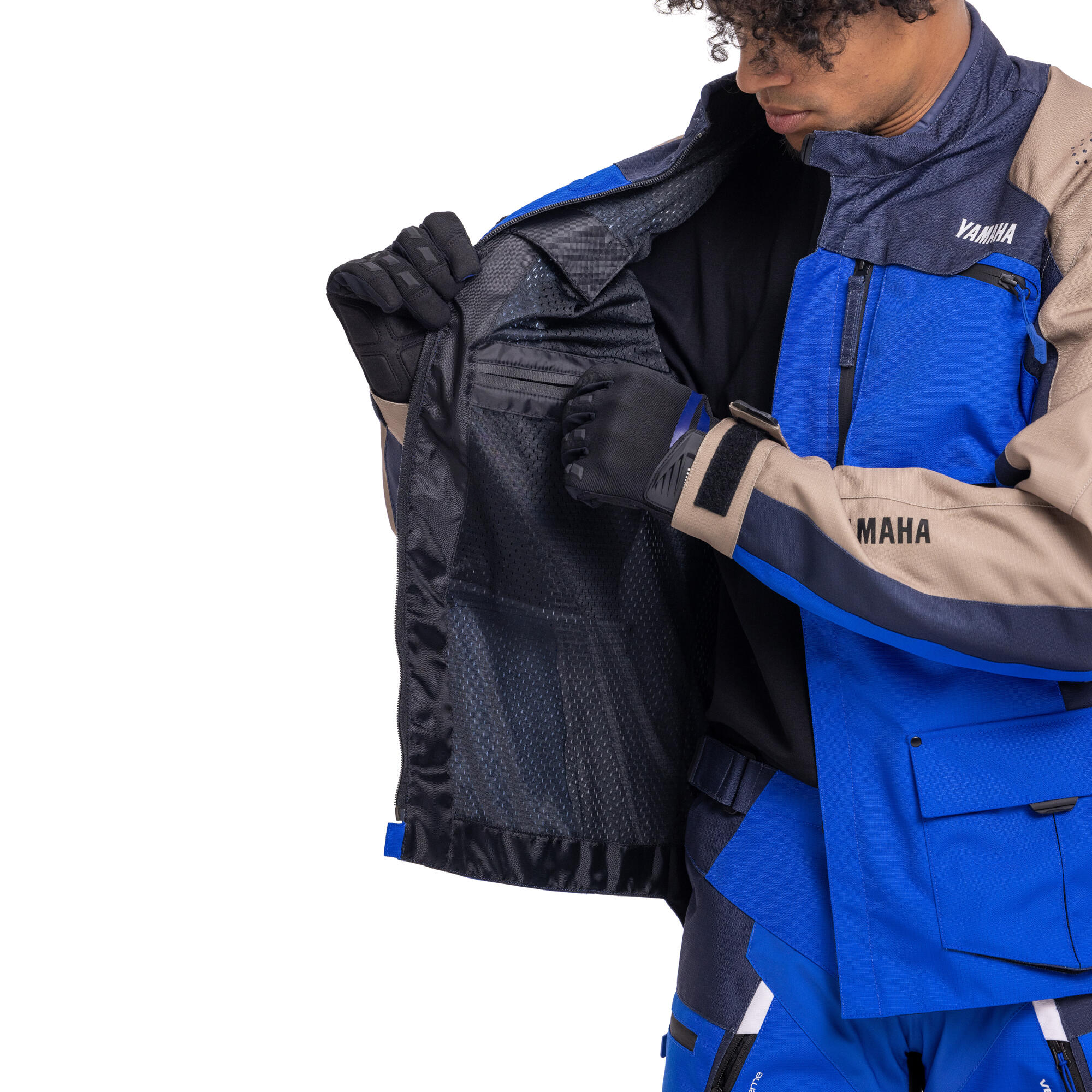 A25-ATVJ1-E0-0L-25-ATV-Enduro-jacket-men-Studio-004