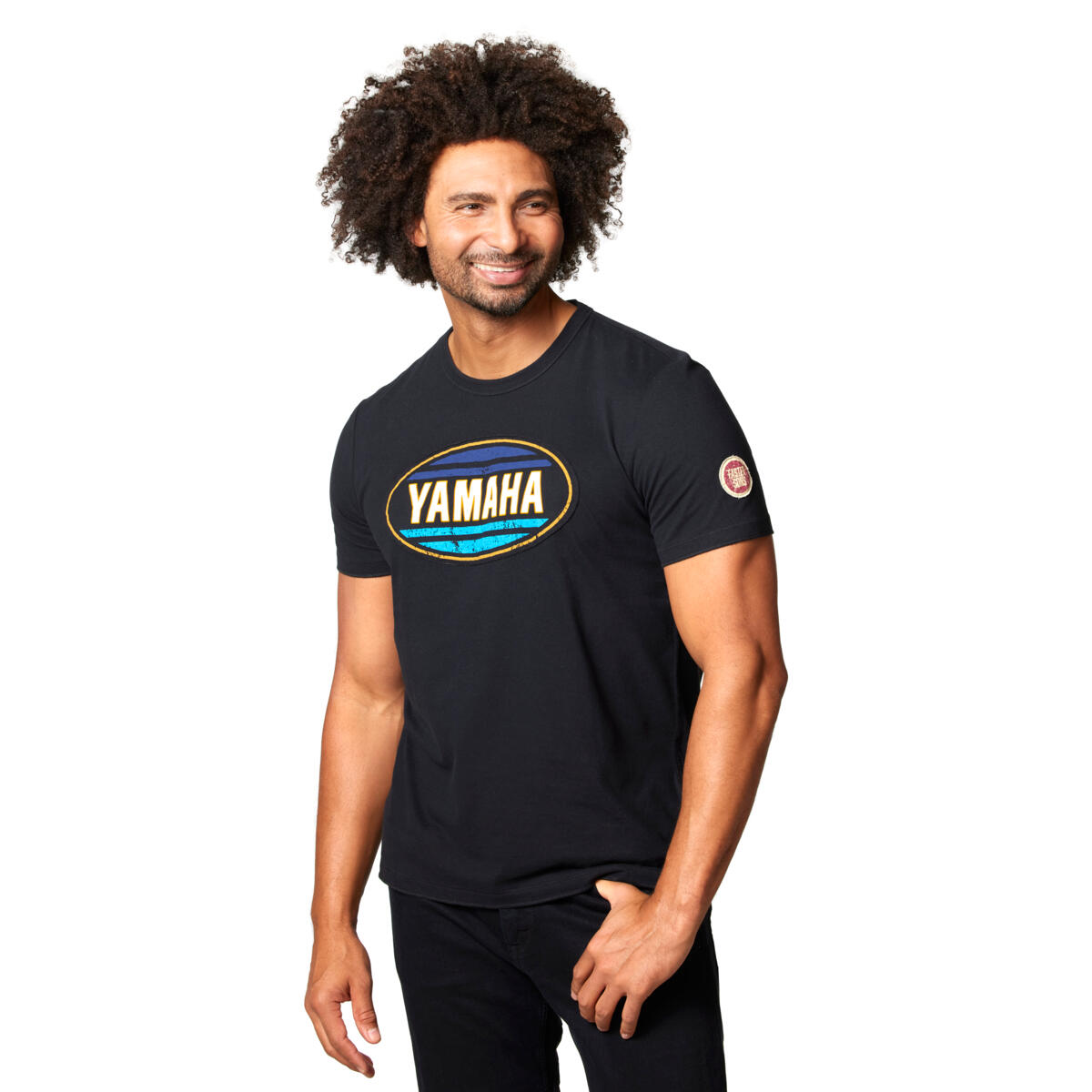 B22-FS102-B0-0L-Faster-Sons-Tshirt-Logo-_Male_-EU-Studio-003_TabletIs0hRkuBkU3YD
