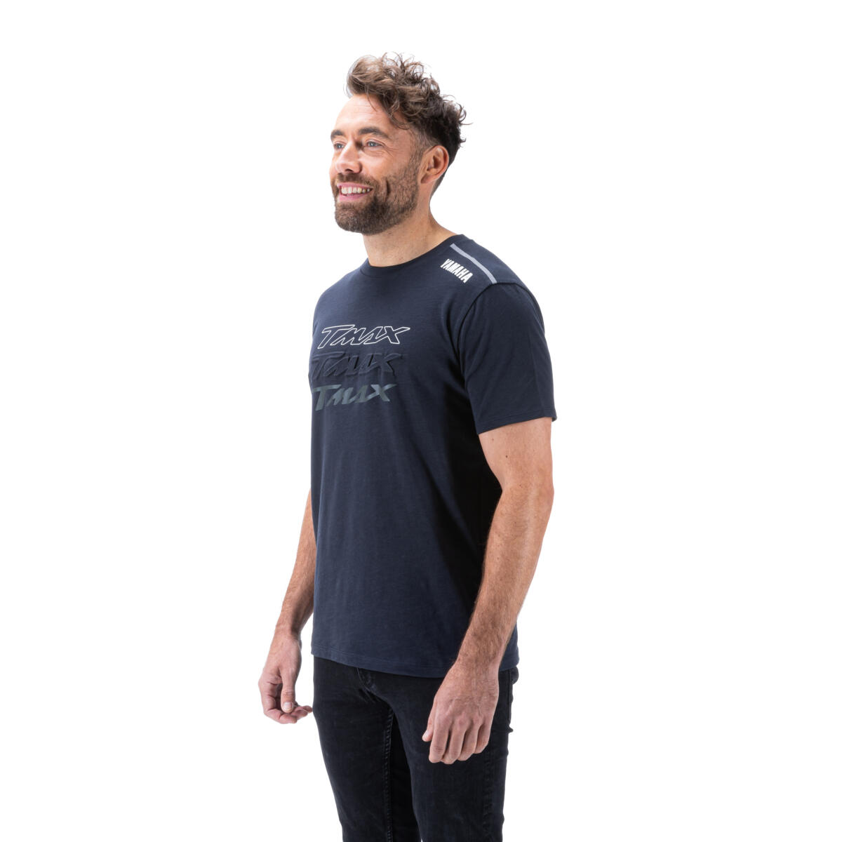 B23-SC109-F3-0L-23-Scooter-TMax-T-shirt-SS-Marne-EU-Studio-002_Tablet