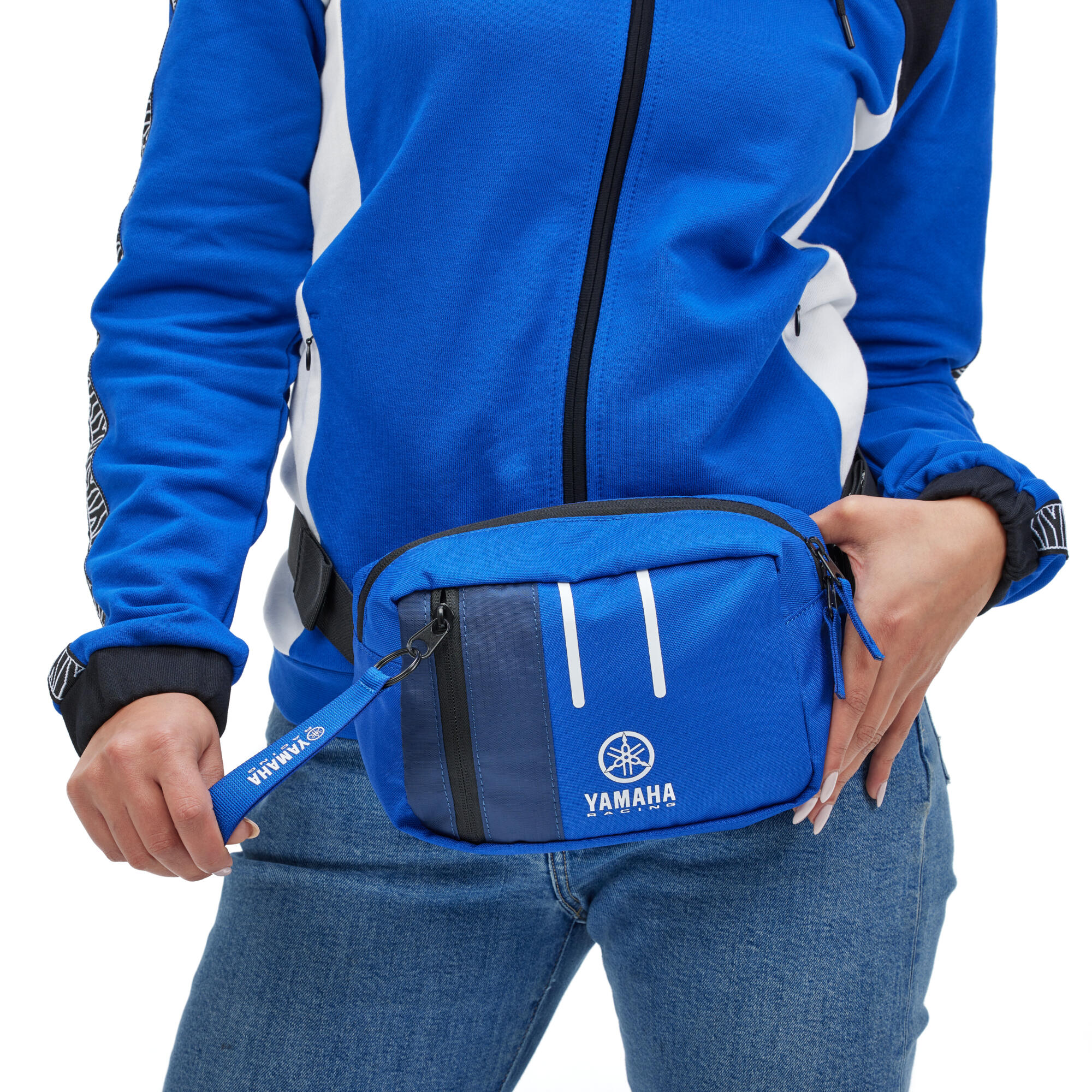 T24-JA005-E0-00-24-PB-Waistbag-Dili-Studio-002
