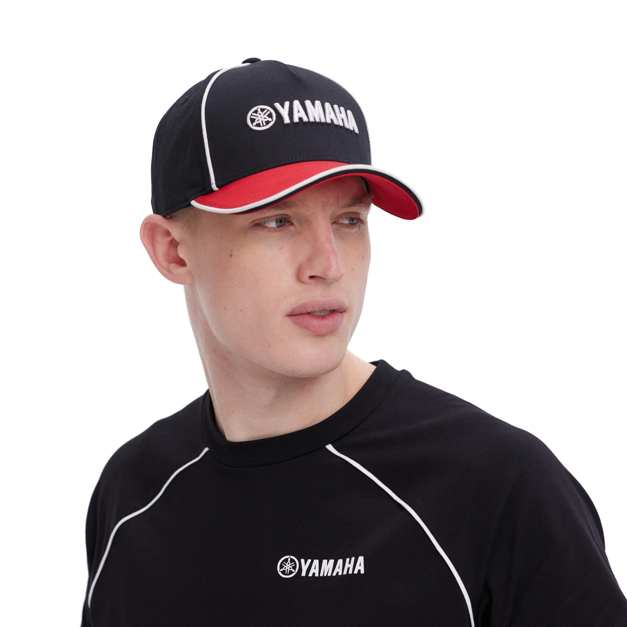 B25-RV311-B7-00-REVS-UNISEX-CAP-Studio-001