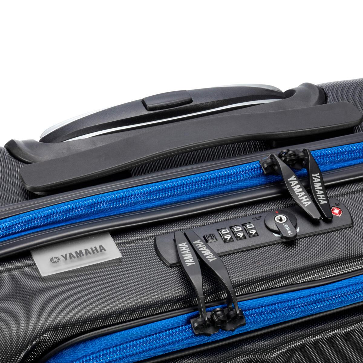 T22-LB020-B0-00-Cabin-Trolley-Business-EU-Studio-011_Tablet