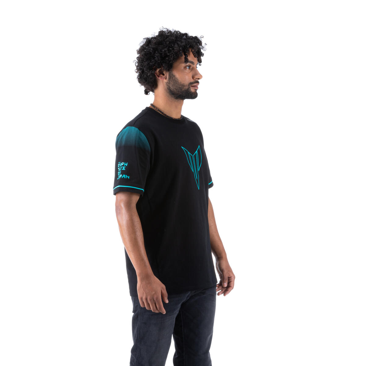 B23-MT101-B0-0L-23-MT-T-shirt-SS-men-Oregon-EU-Studio-004_Tablet