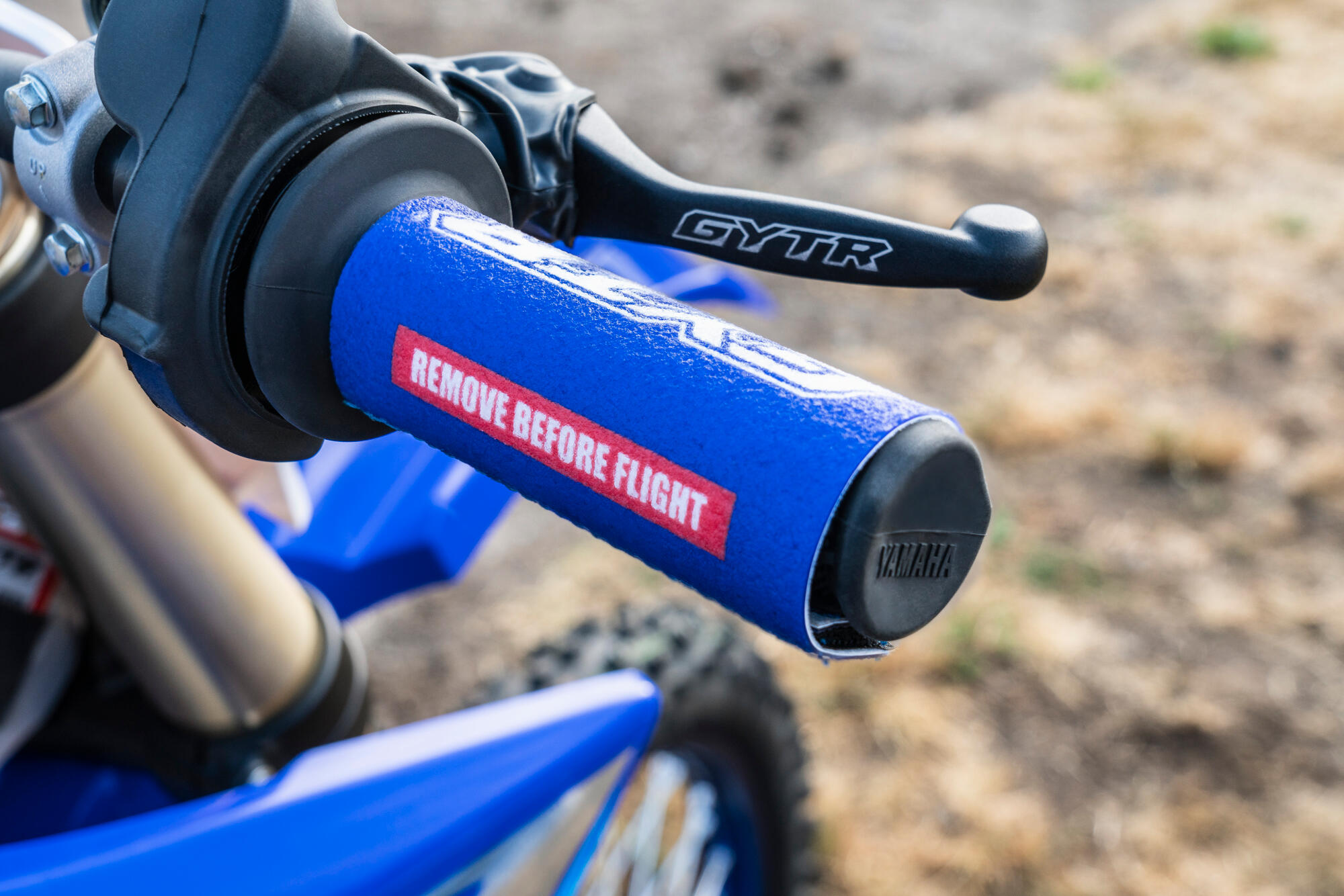 GYT-F6241-C0-00-GYTR-clean-grip-cover-EU-Studio-003