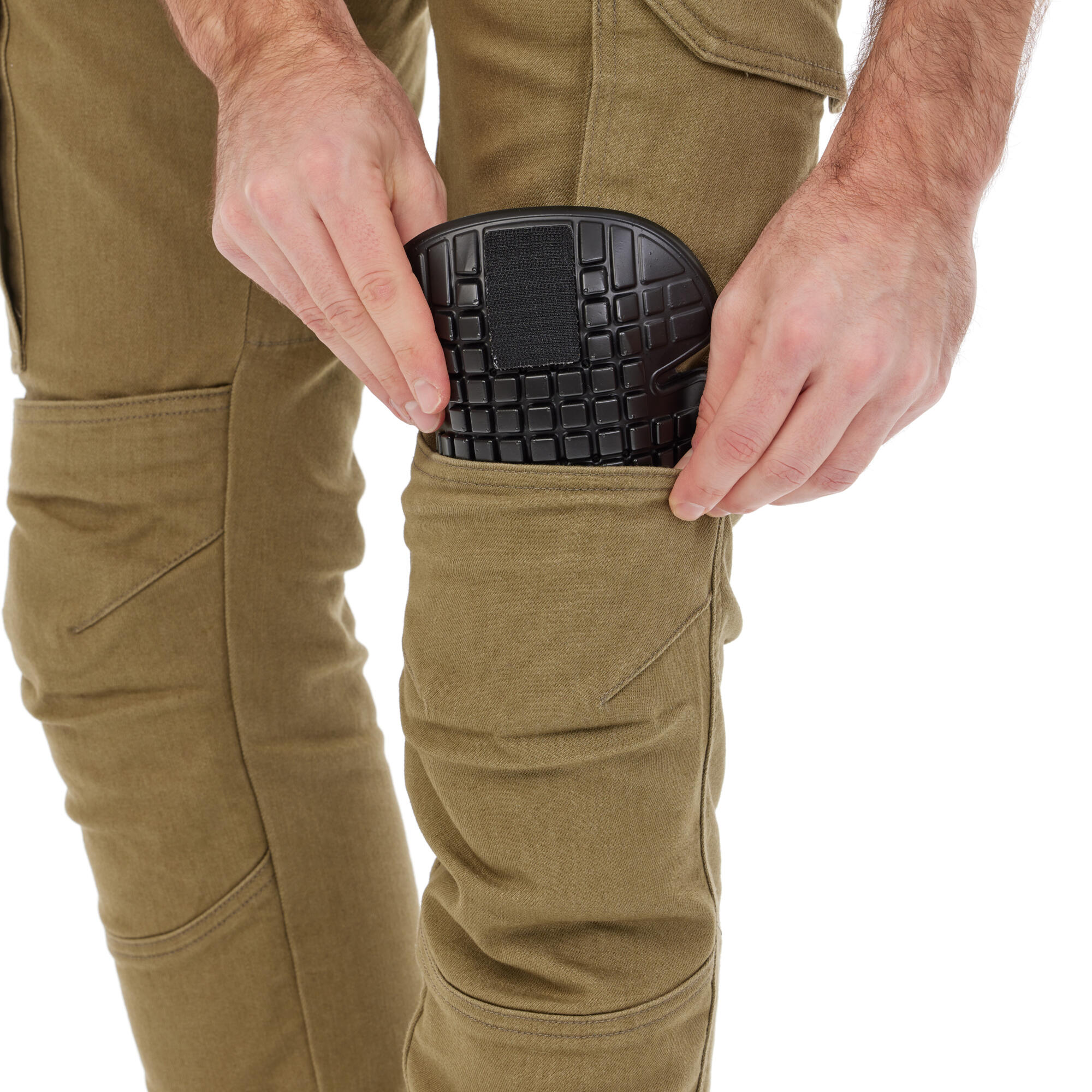 A24-PP102-G2-0L-24-riding-pant-cargo-men-Studio-006