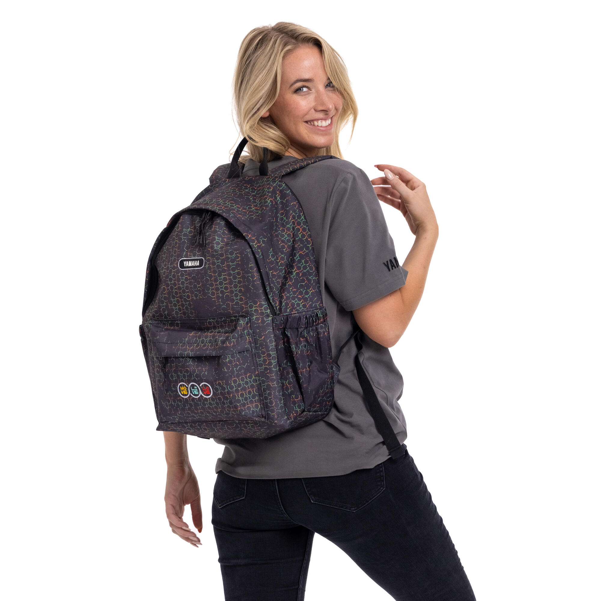 T25-ML002-B0-00-25-LUG-SC-backpack-Studio-002