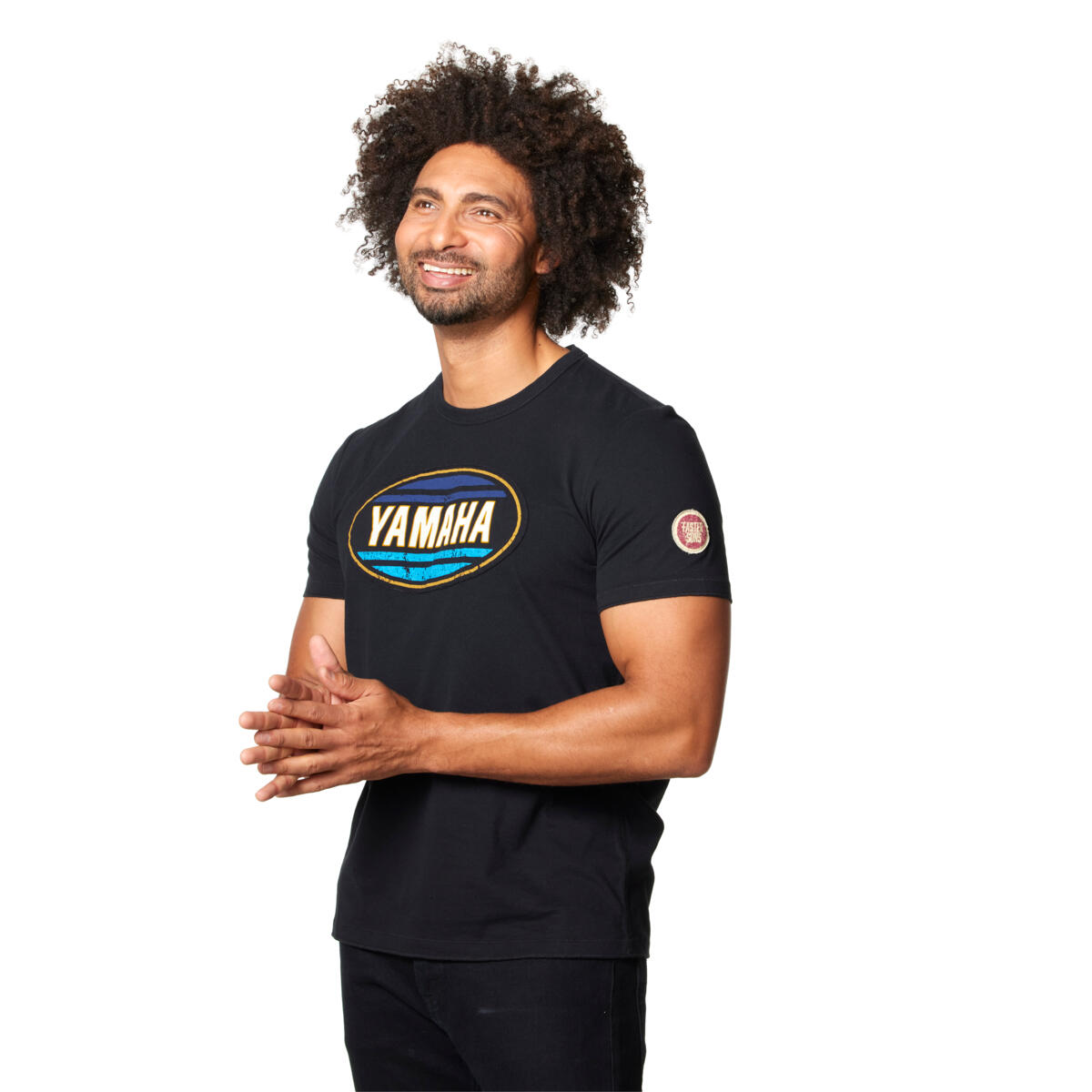 B22-FS102-B0-0L-Faster-Sons-Tshirt-Logo-_Male_-EU-Studio-002_TabletemPTNPoQLnqld