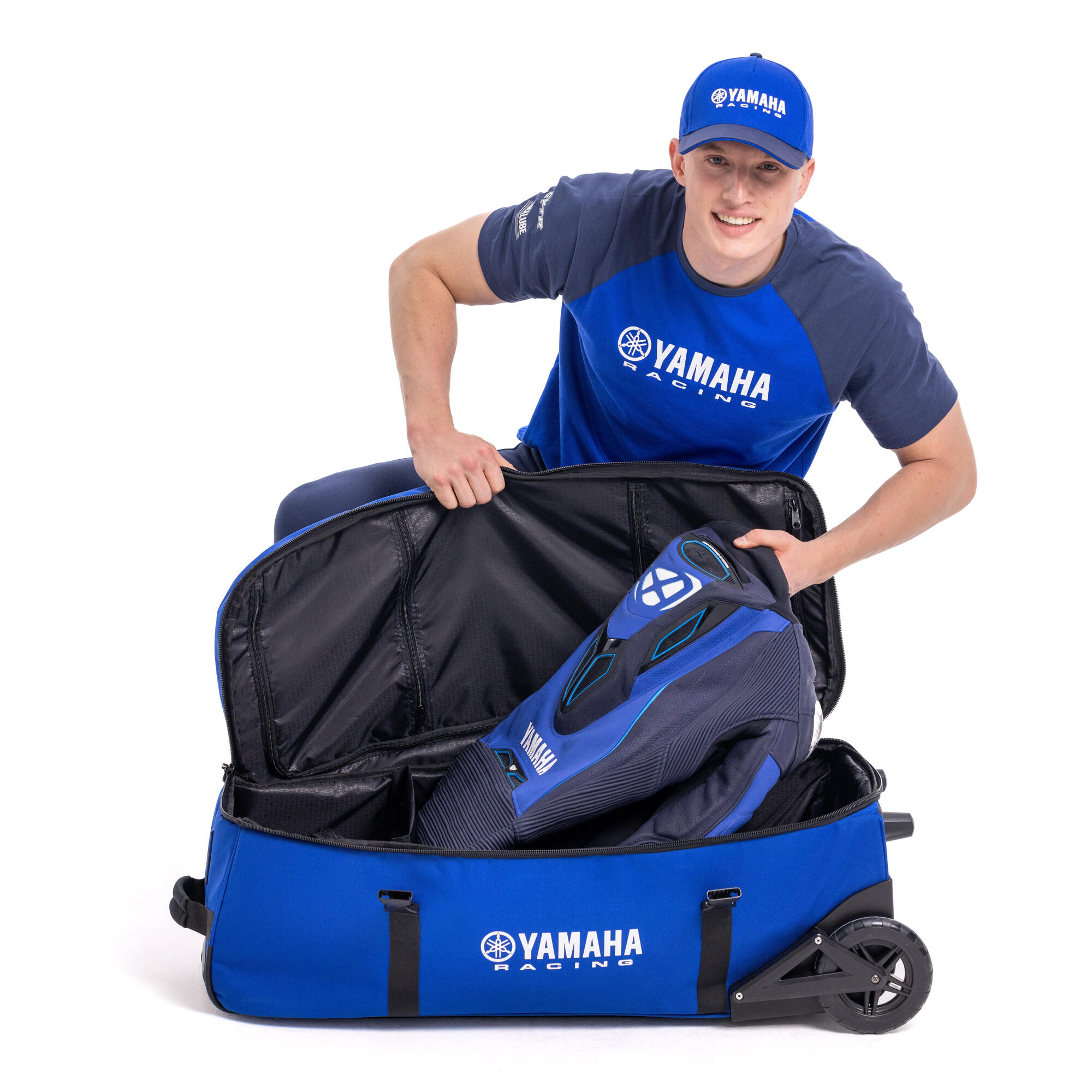 T25-PB003-E1-00-25-PB-XL-trolley-Dabi-Studio-006