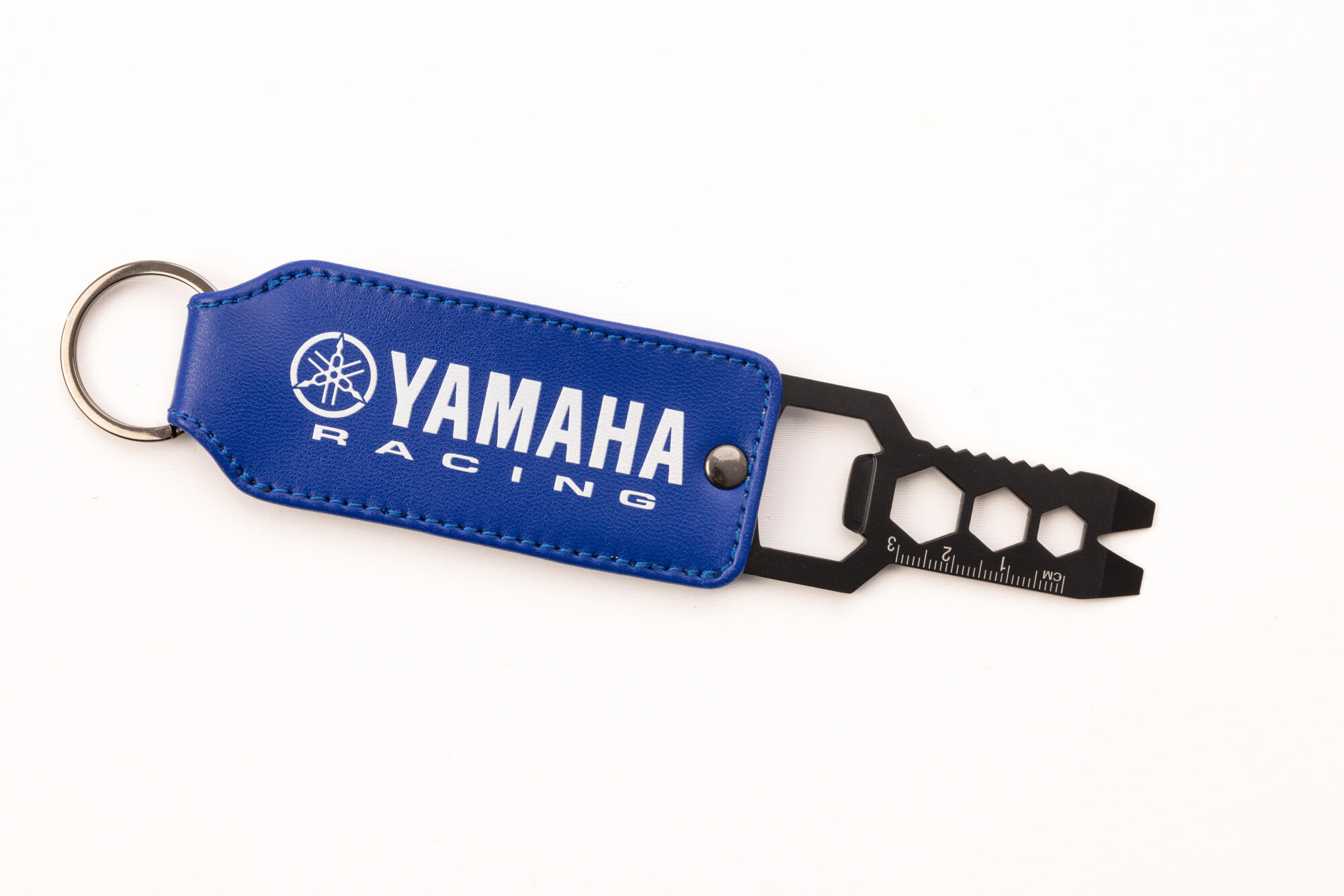 N24-JK004-E0-00-YAMAHA-RACING-MULTITOOL-KEYRING-Studio-002