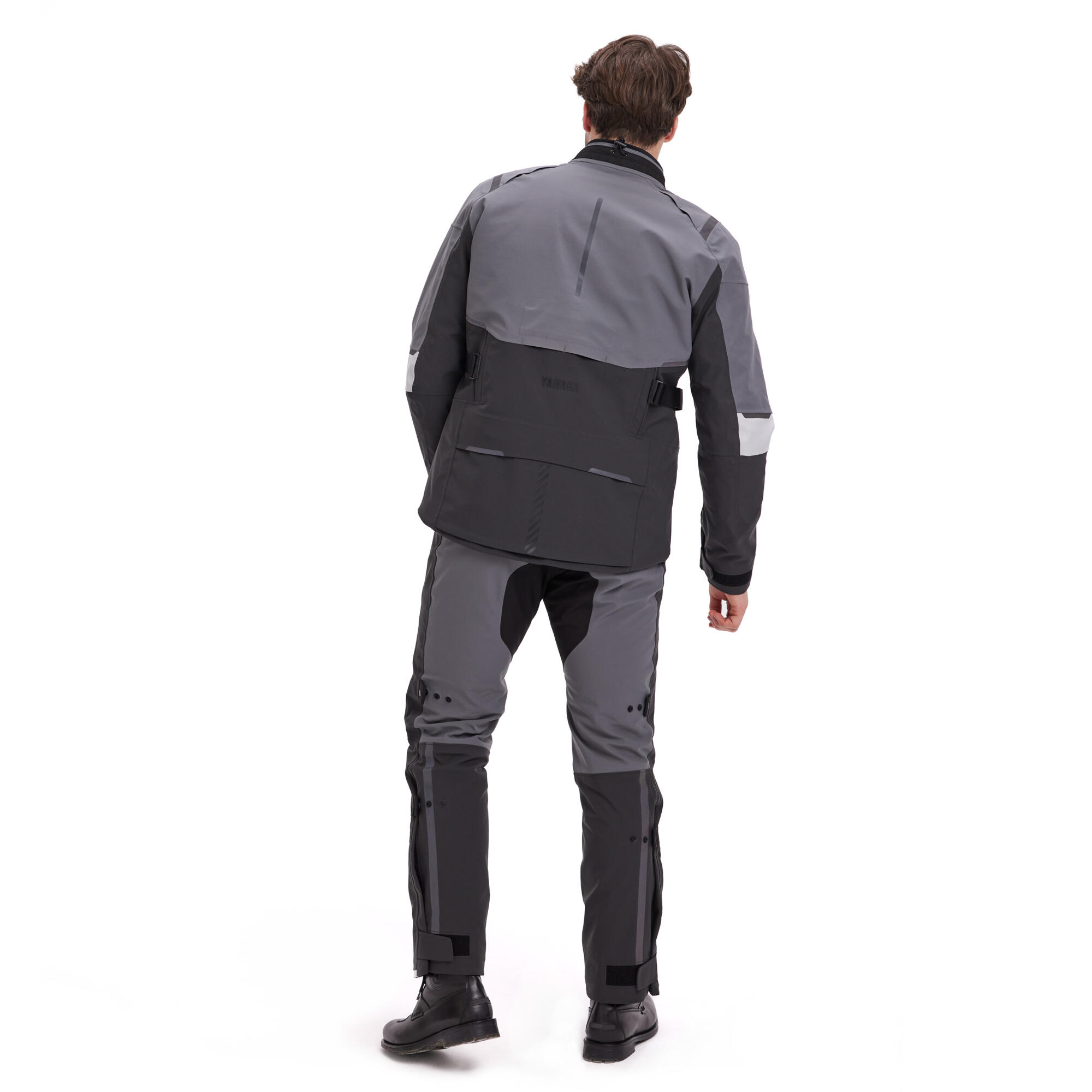 A25-STJ01-F0-0L-sport-tour-laminated-jacket-men-Studio-003