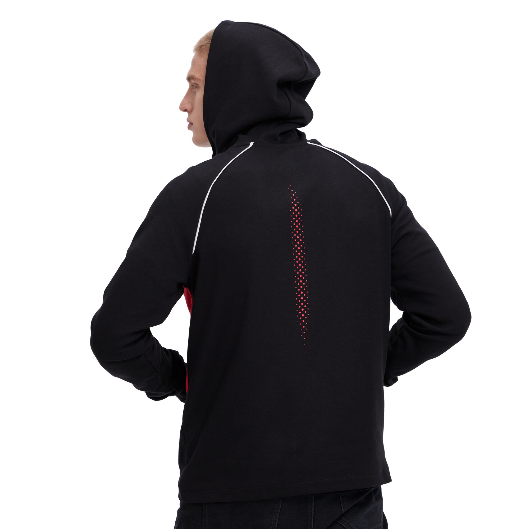 B25-RV110-B7-0L-Revs-pulse-sweater-men-Studio-003