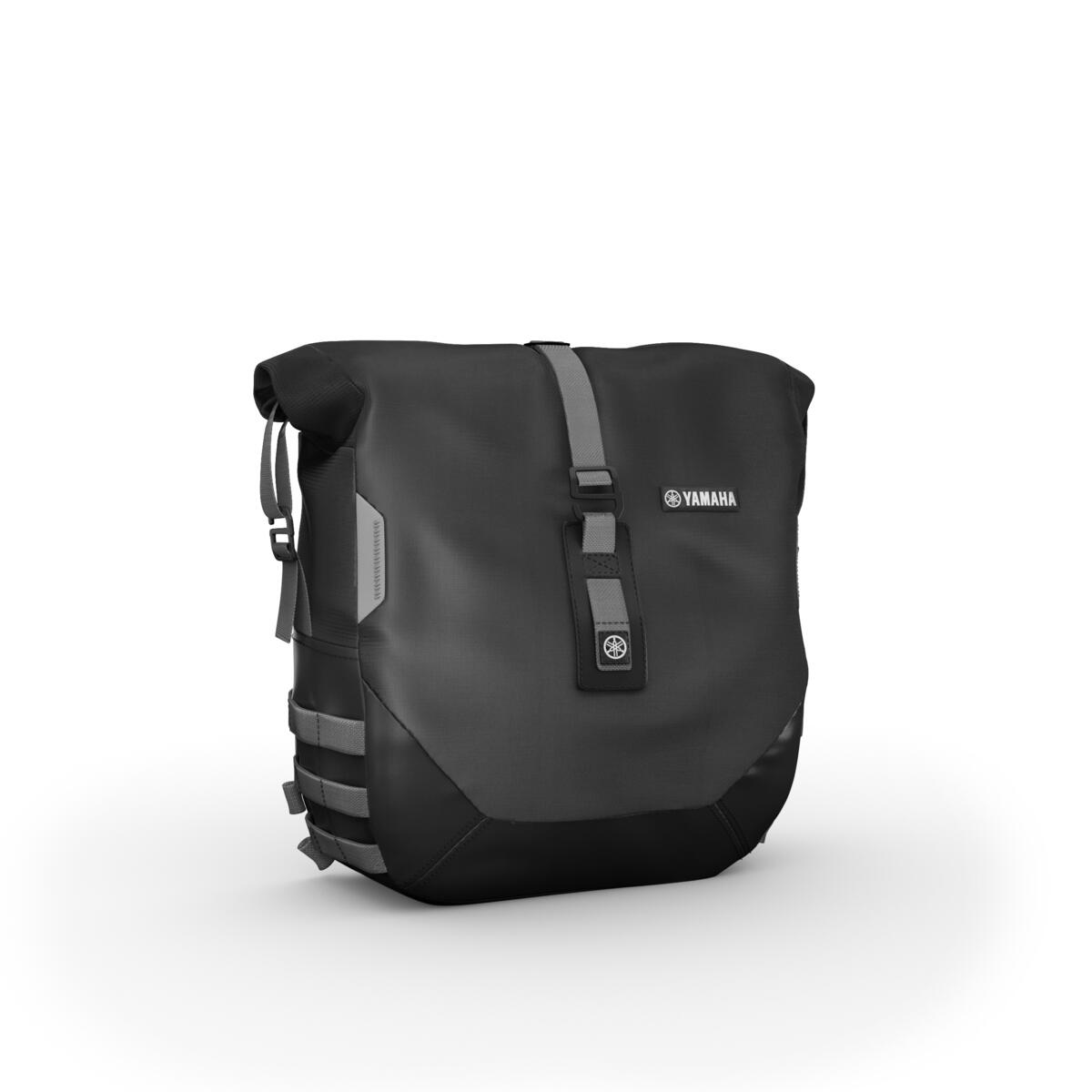 BJV-FSSBH-L0-00-XSR-Soft-Side-Bag-Left-EU-Studio-001_Tablet