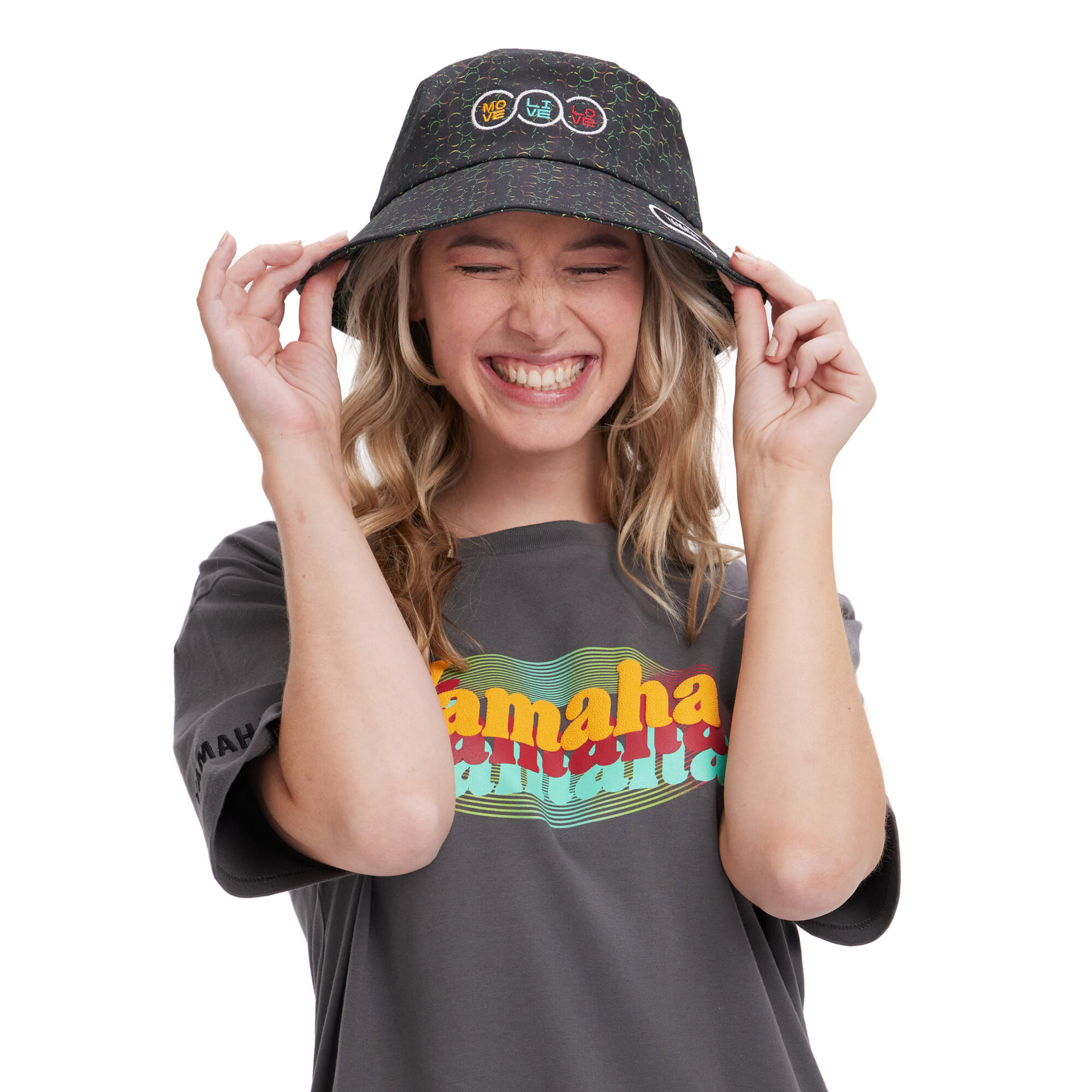 B25-SC305-B6-00-MOVE-LIVE-LOVE-BUCKET-HAT-Studio-001