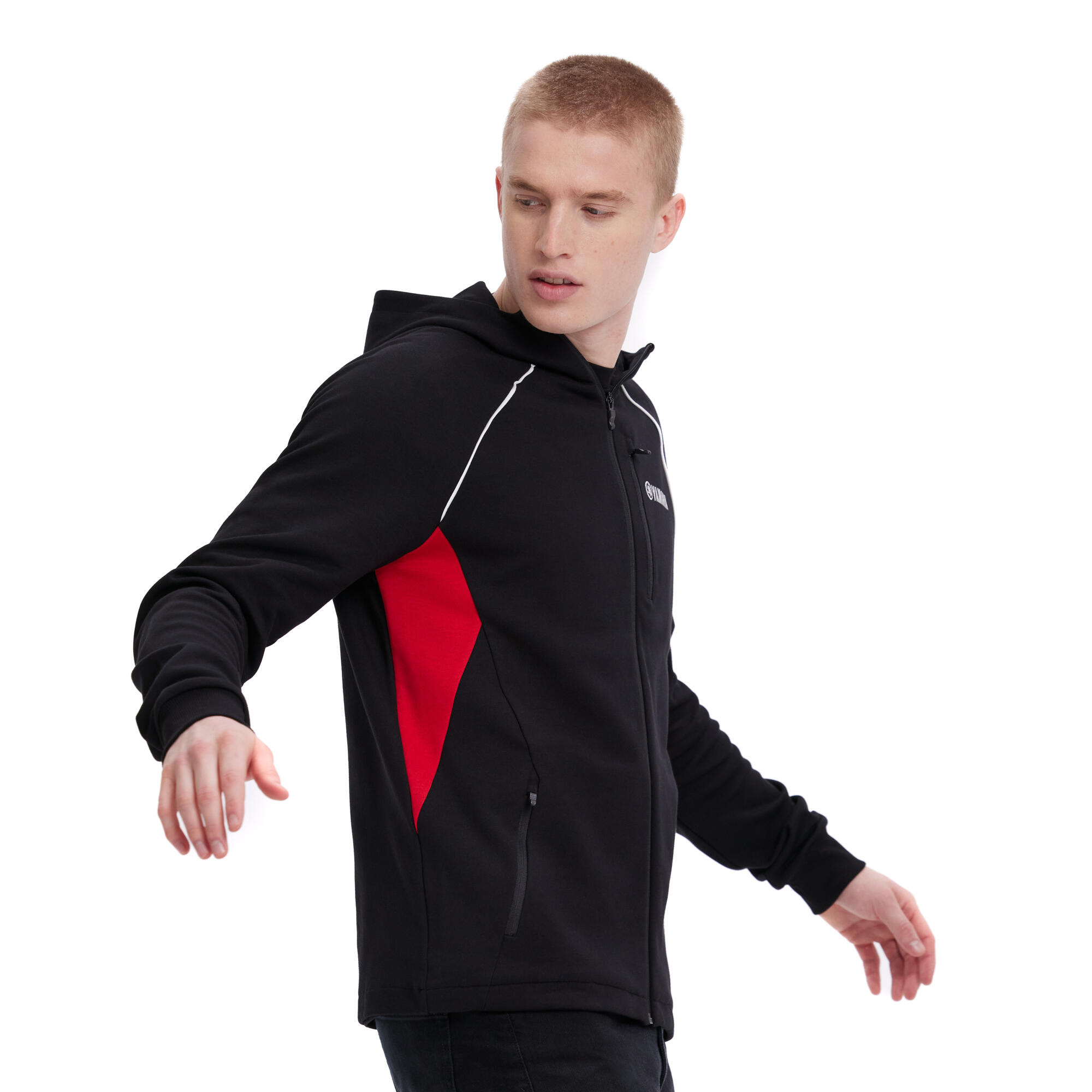 B25-RV110-B7-0L-Revs-pulse-sweater-men-Studio-004