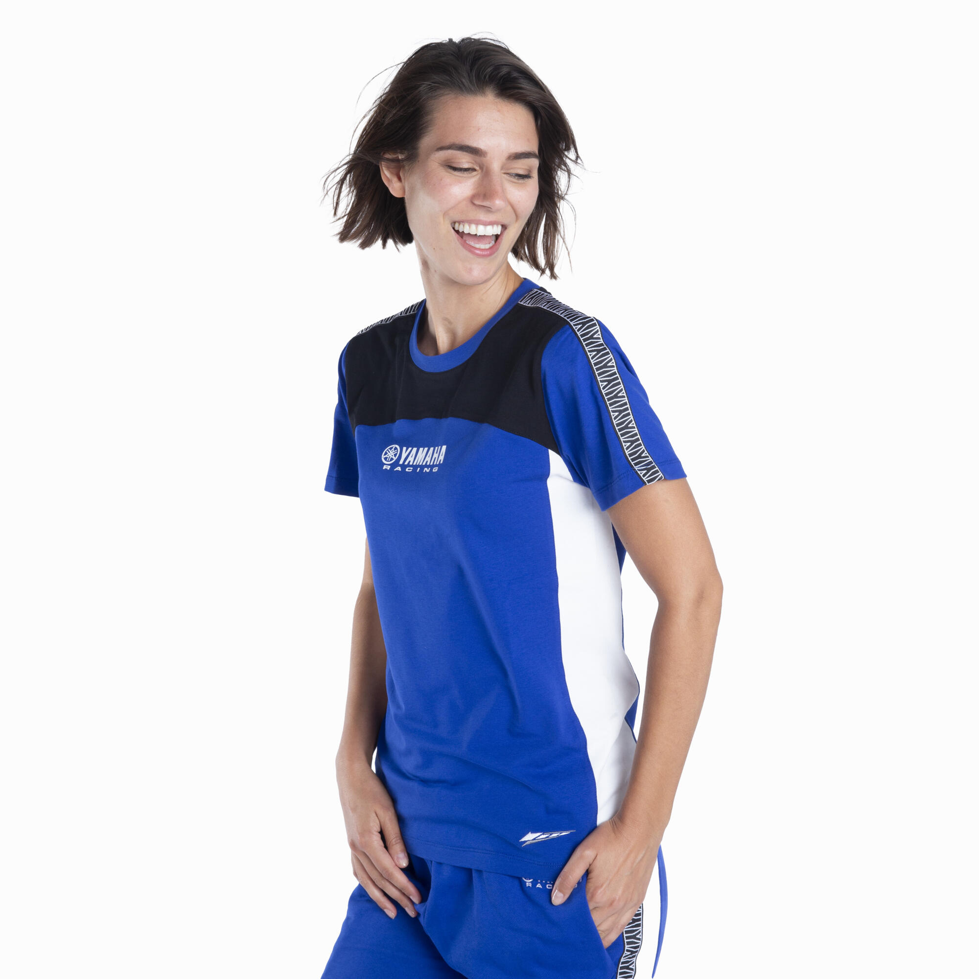 B24-FT212-E2-0M-24-PB-street-T-shirt-women-Obu-Studio-003
